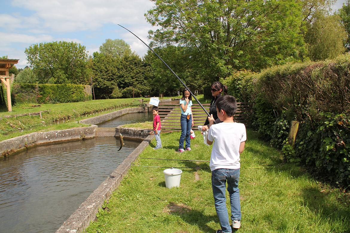 pêche bassin enfant la levrière